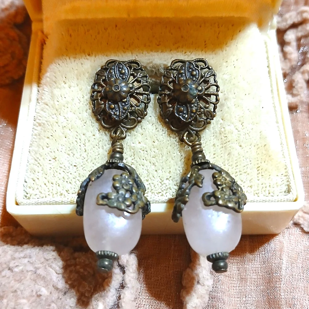 Antique Rose Quartz Brass Filigree Dangle Earrings - Picture 6 of 6